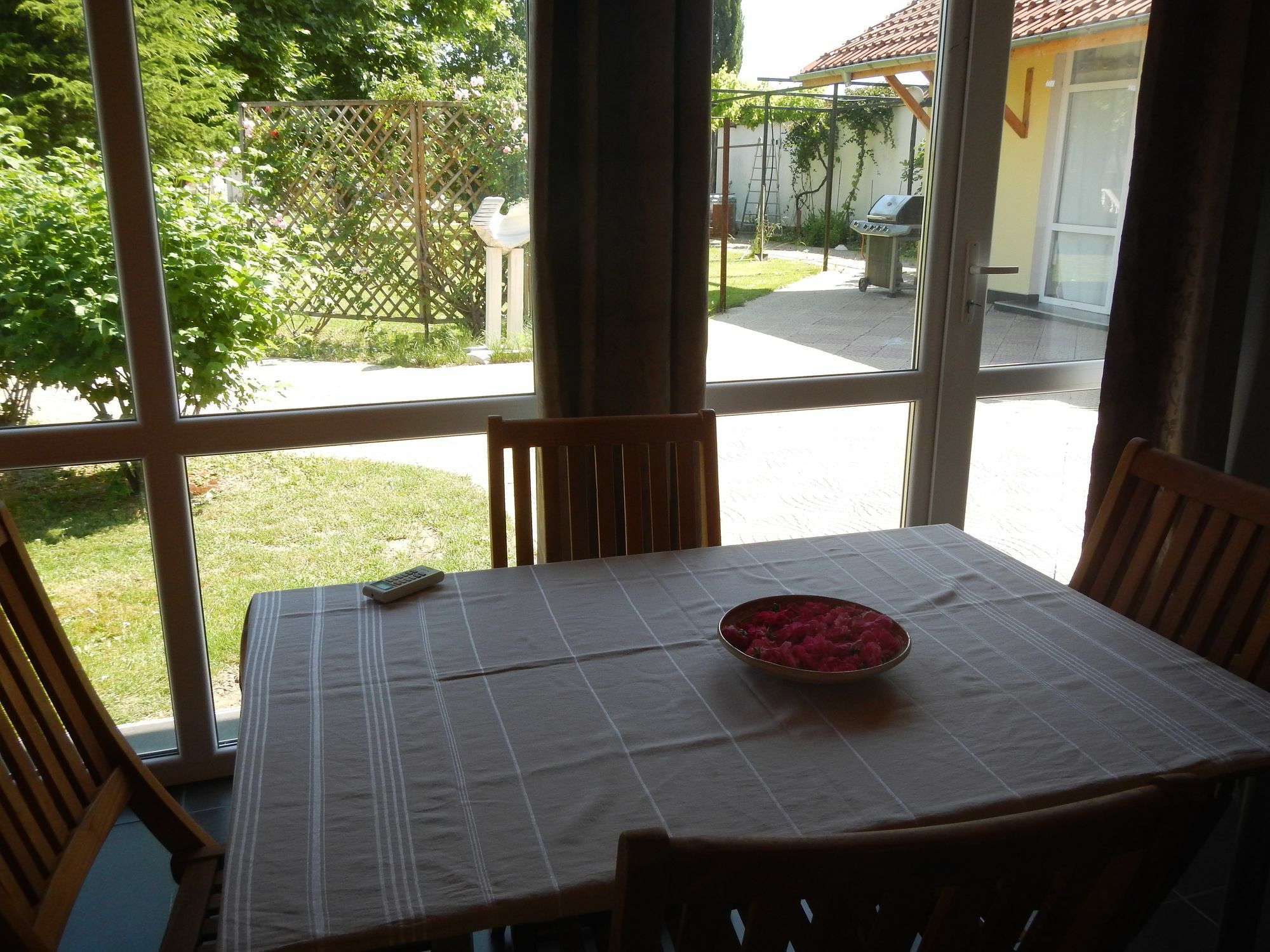 Galeria In The Garden Otel Filibe Dış mekan fotoğraf